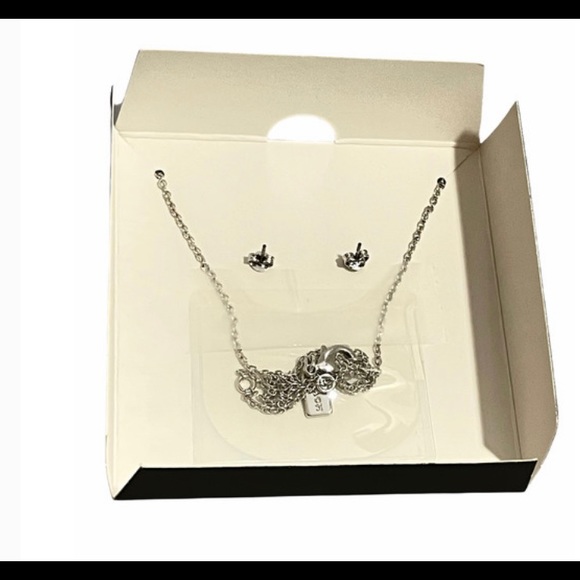 Coach Star Necklace and Earrings Set - Picture 5 of 5